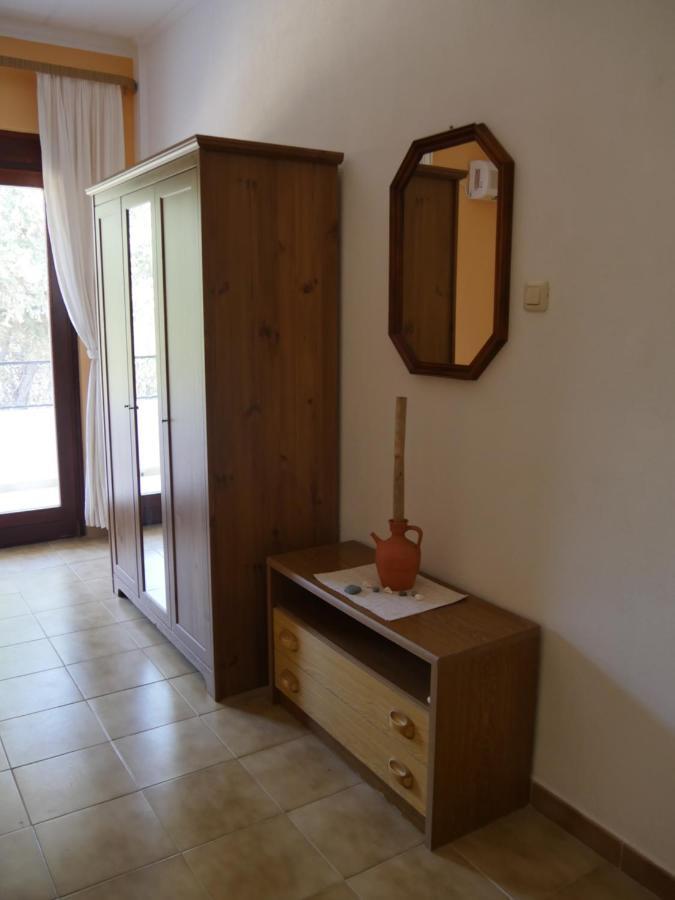 Helios-Rhodos-Apartments Koskinou  Extérieur photo